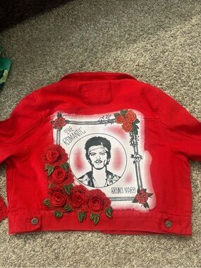 Bruno Mars The Romano tour Red Women's dtf Graphic Jacket cropped Sz medium